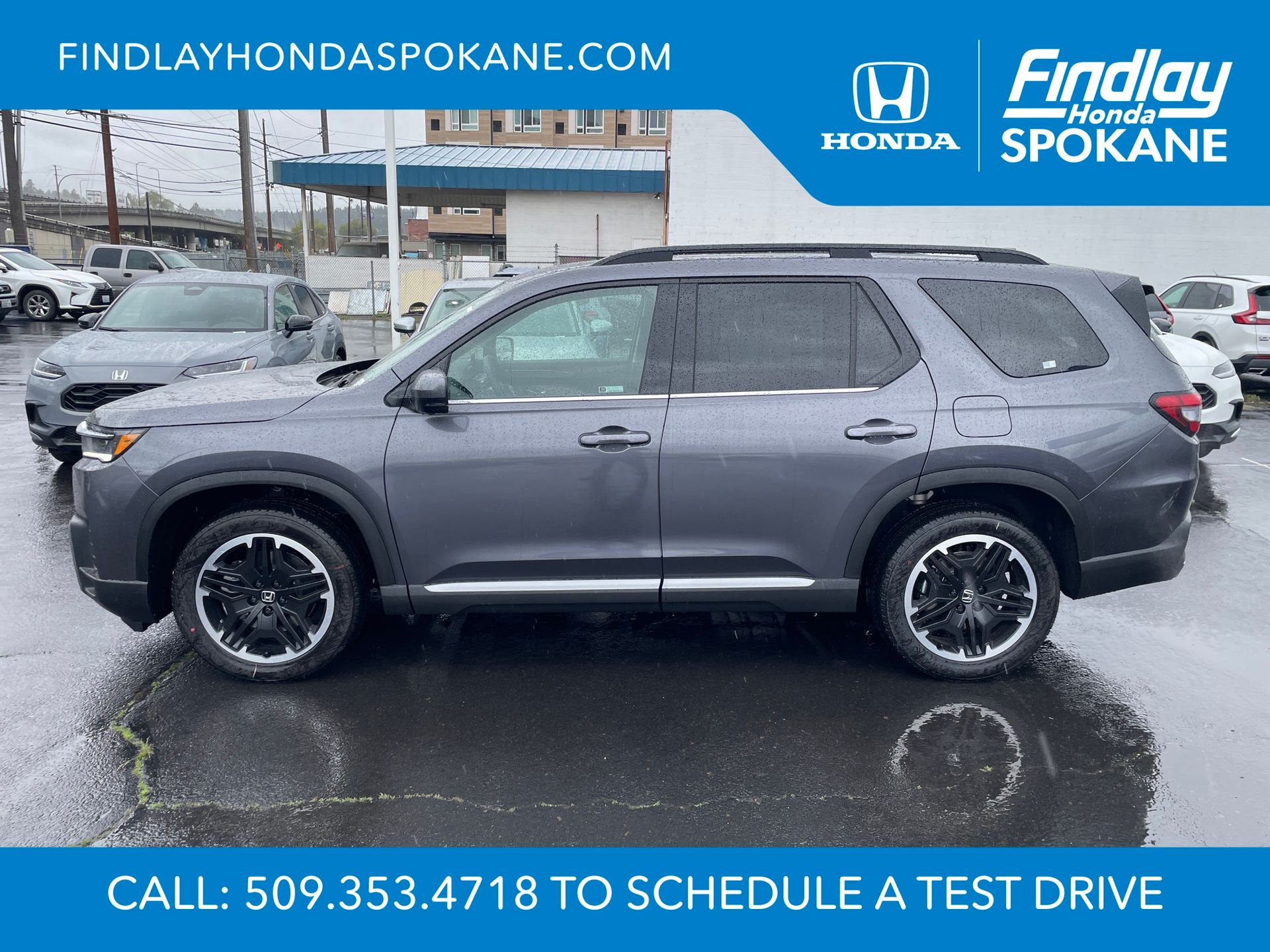2026 Honda Pilot Touring AWD's photo