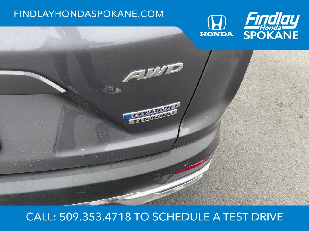 2022 Honda CR-V Hybrid Touring photo 4