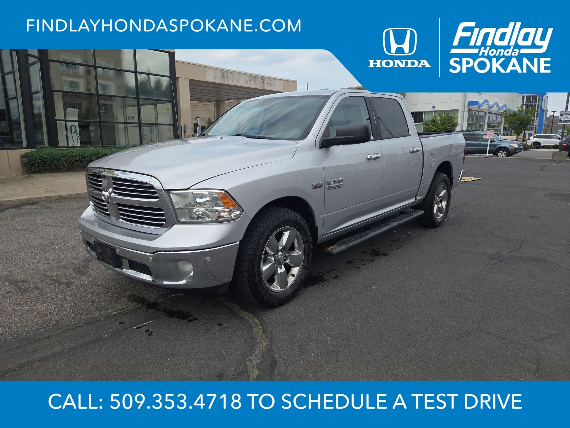 2014 RAM 1500 SLT 4x4 Crew Cab's photo
