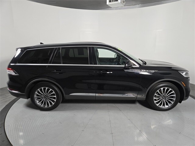 2020 Lincoln Aviator Reserve photo 3