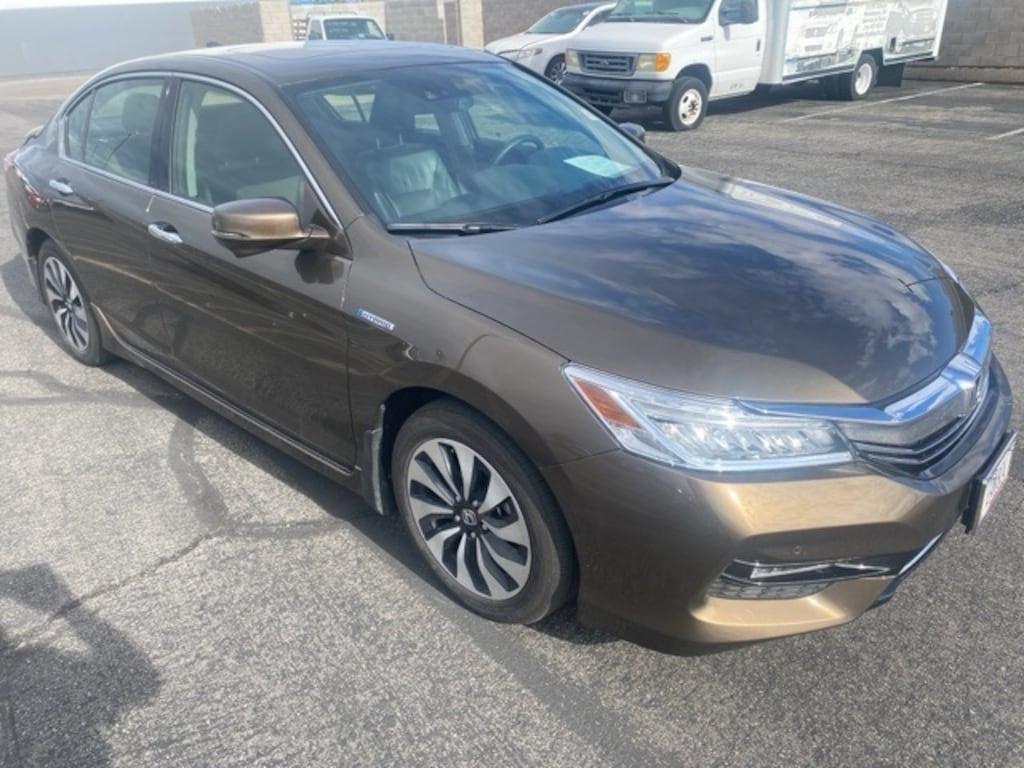 Used 2017 Honda Accord Hybrid Touring Sedan