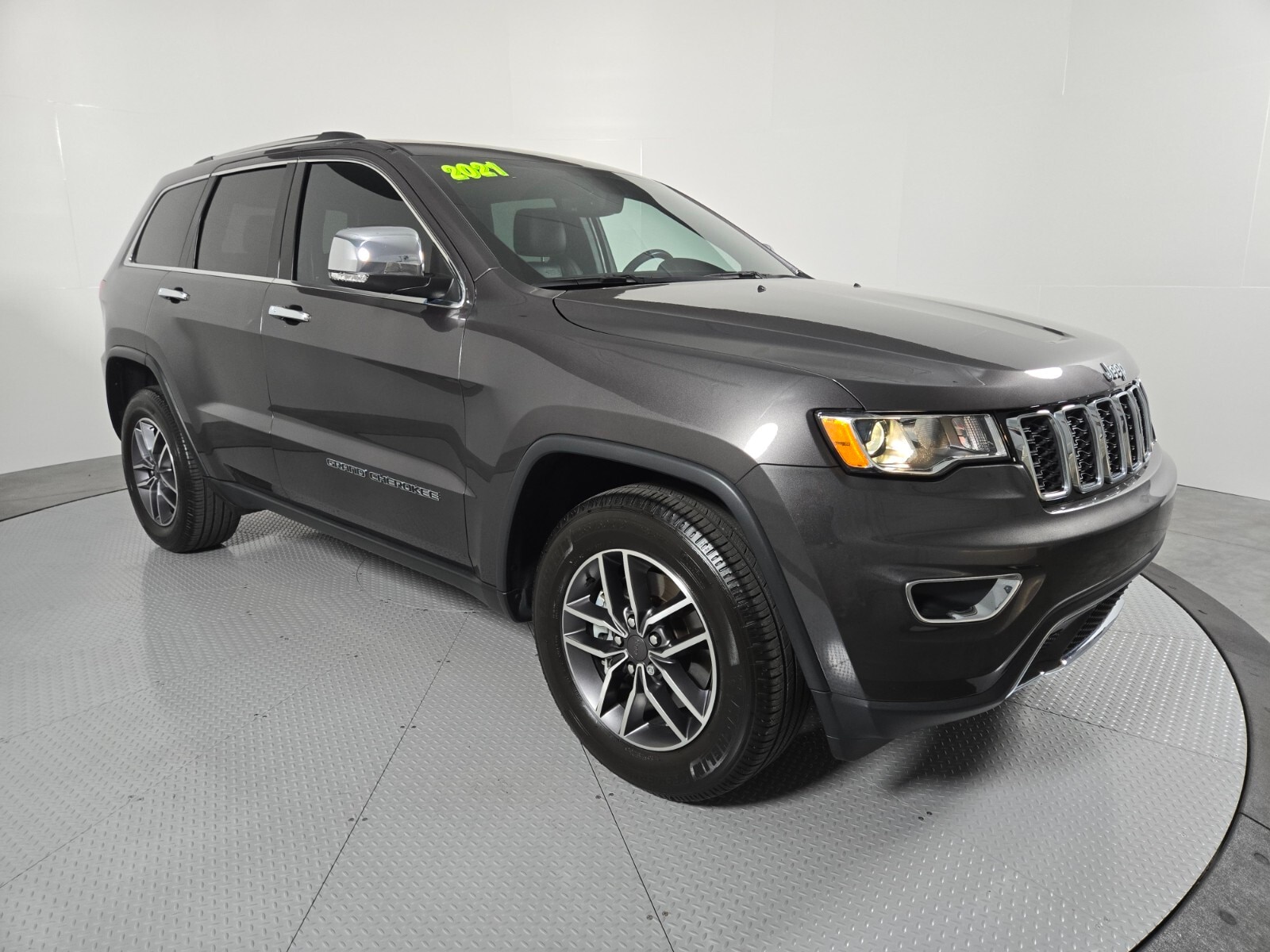 Used 2021 Jeep Grand Cherokee Limited with VIN 1C4RJEBG1MC873790 for sale in Henderson, NV