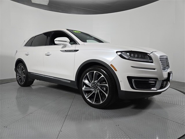 2019 Lincoln Nautilus Reserve photo 2