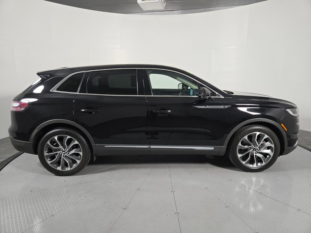 Certified 2022 Lincoln Nautilus Reserve SUV