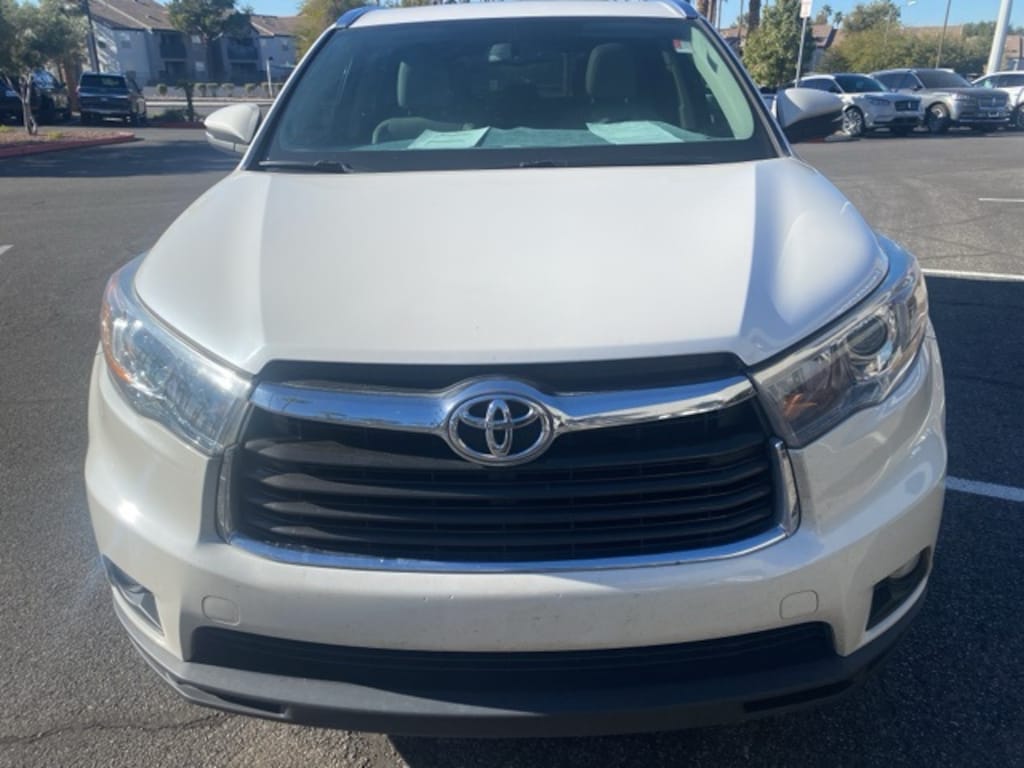 Used 2015 Toyota Highlander XLE V6 SUV