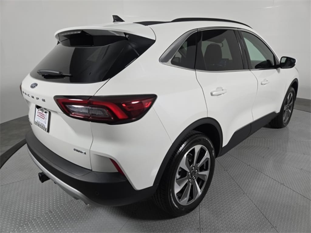 Used 2025 Ford Escape Platinum SUV