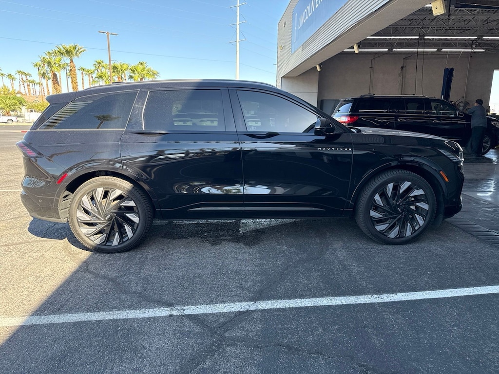 Certified 2024 Lincoln Nautilus Reserve SUV