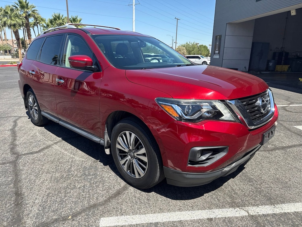 Used 2020 Nissan Pathfinder SV SUV