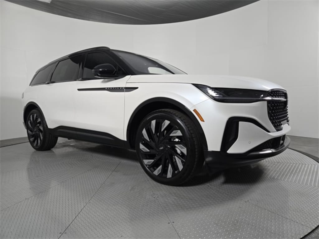 New 2026 Lincoln Nautilus Reserve SUV