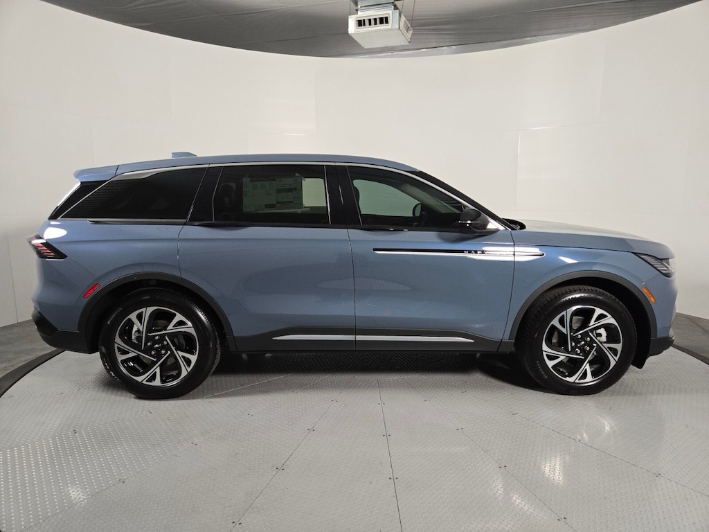 New 2026 Lincoln Nautilus Premiere SUV