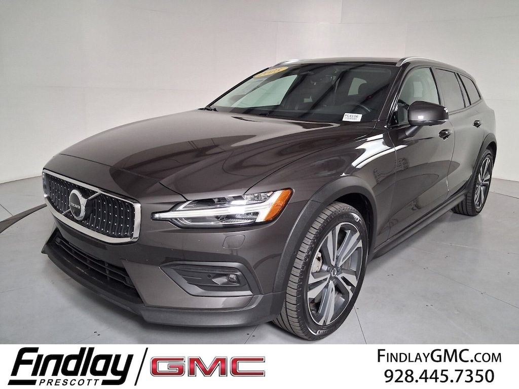 Used 2025 Volvo V60 Cross Country B5 Plus Wagon