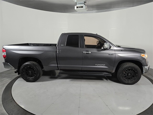 2015 Toyota Tundra SR5 Grade photo 2