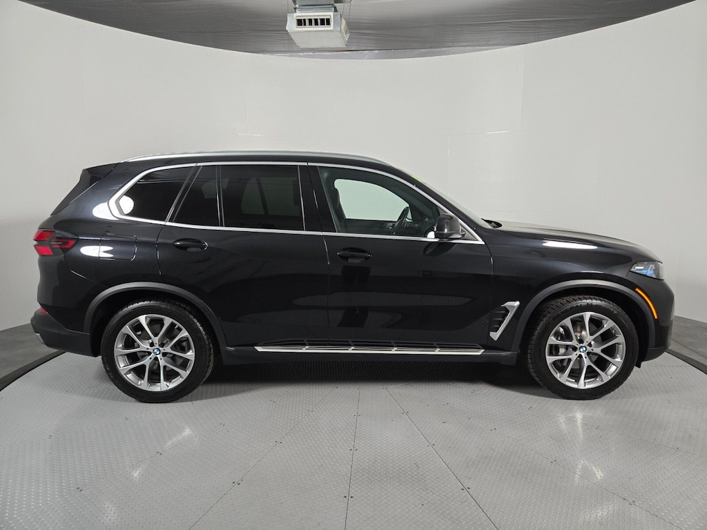 Certified 2025 BMW X5 sDrive40i SUV