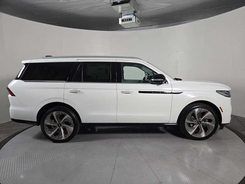 New 2027 Lincoln Navigator Black Label SUV