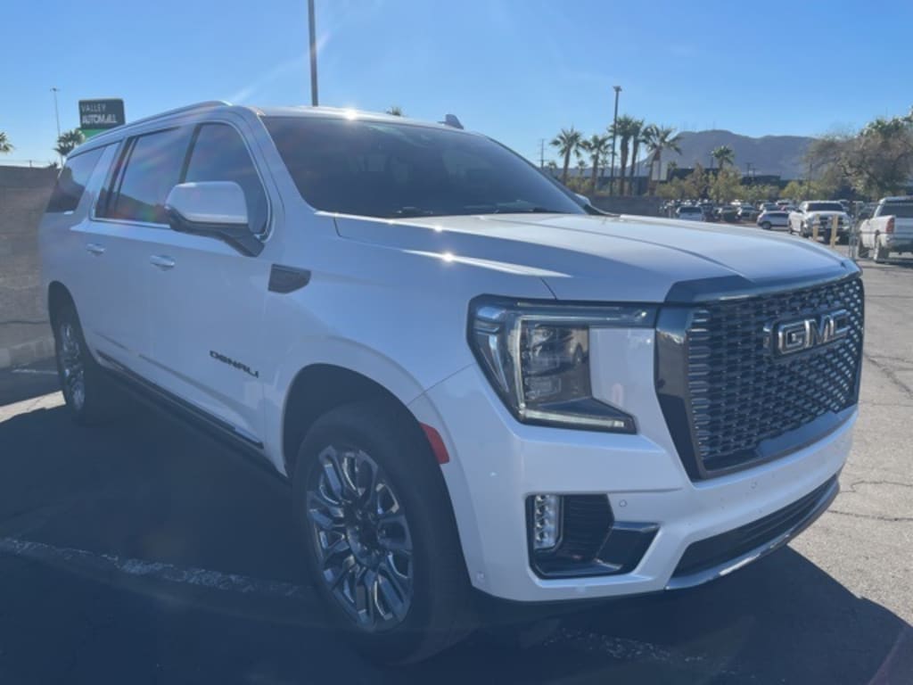 Used 2023 GMC Yukon XL Denali Ultimate SUV