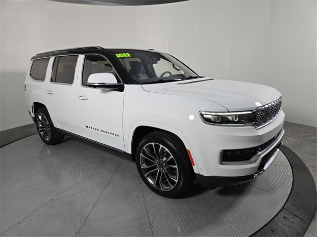 2022 Jeep Grand Wagoneer III photo 2