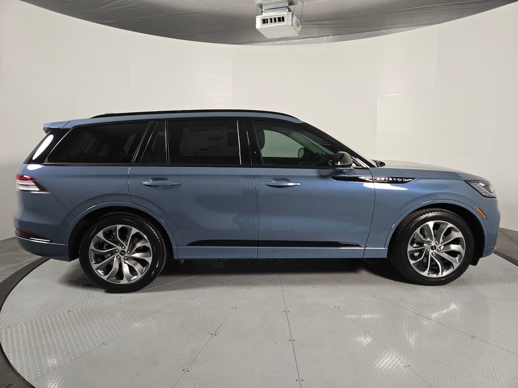 New 2026 Lincoln Aviator Premiere SUV