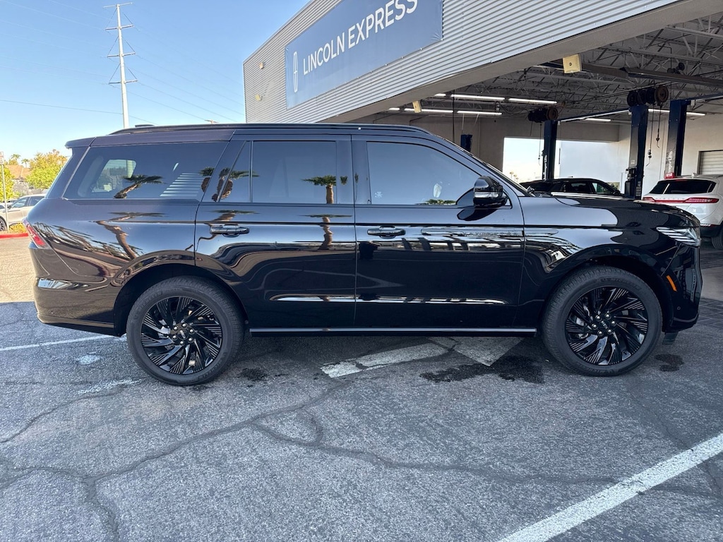 Certified 2025 Lincoln Navigator Reserve SUV