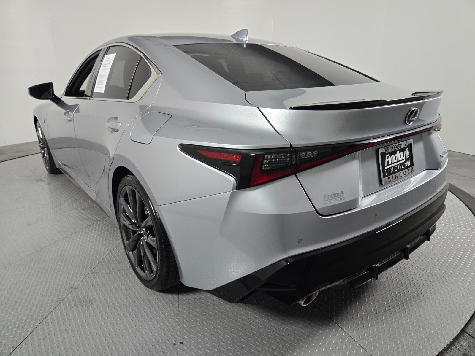 2023 Lexus IS 350 F SPORT - Photo 6