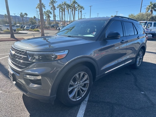 2022 Ford Explorer XLT's photo