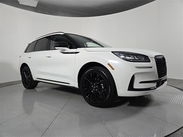 2026 Lincoln Corsair Premiere photo 2
