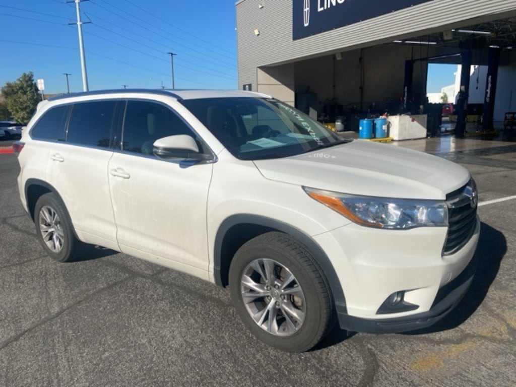 Used 2015 Toyota Highlander XLE V6 SUV