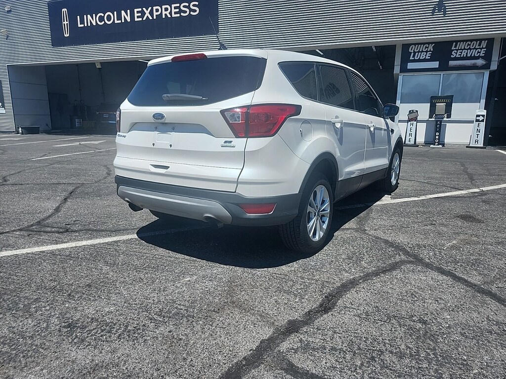 Used 2019 Ford Escape SE SUV
