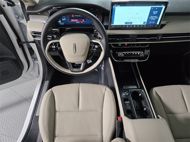 2026 Lincoln Corsair Premiere - Photo 11