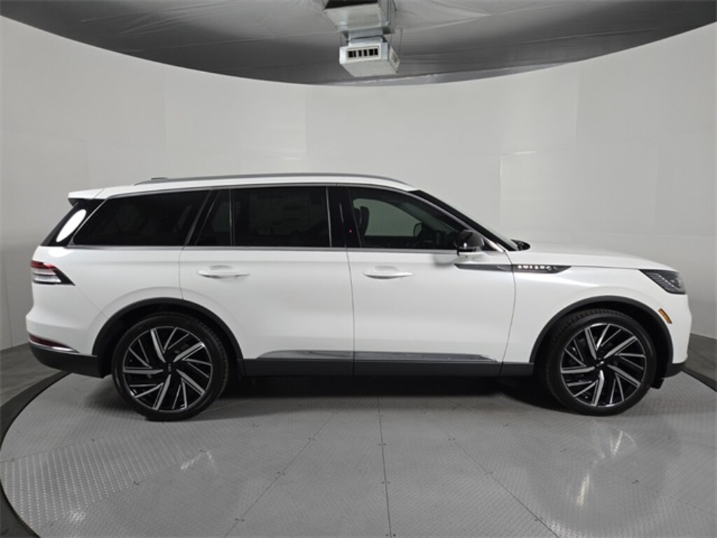 New 2026 Lincoln Aviator Reserve SUV