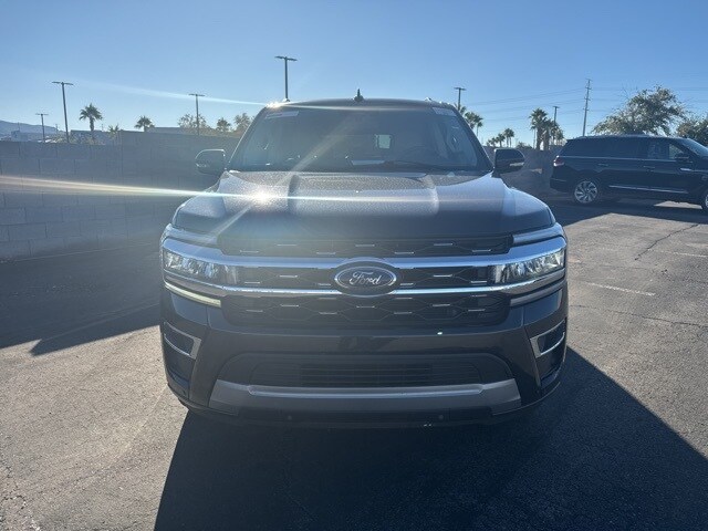 2024 Ford Expedition MAX Limited photo 2