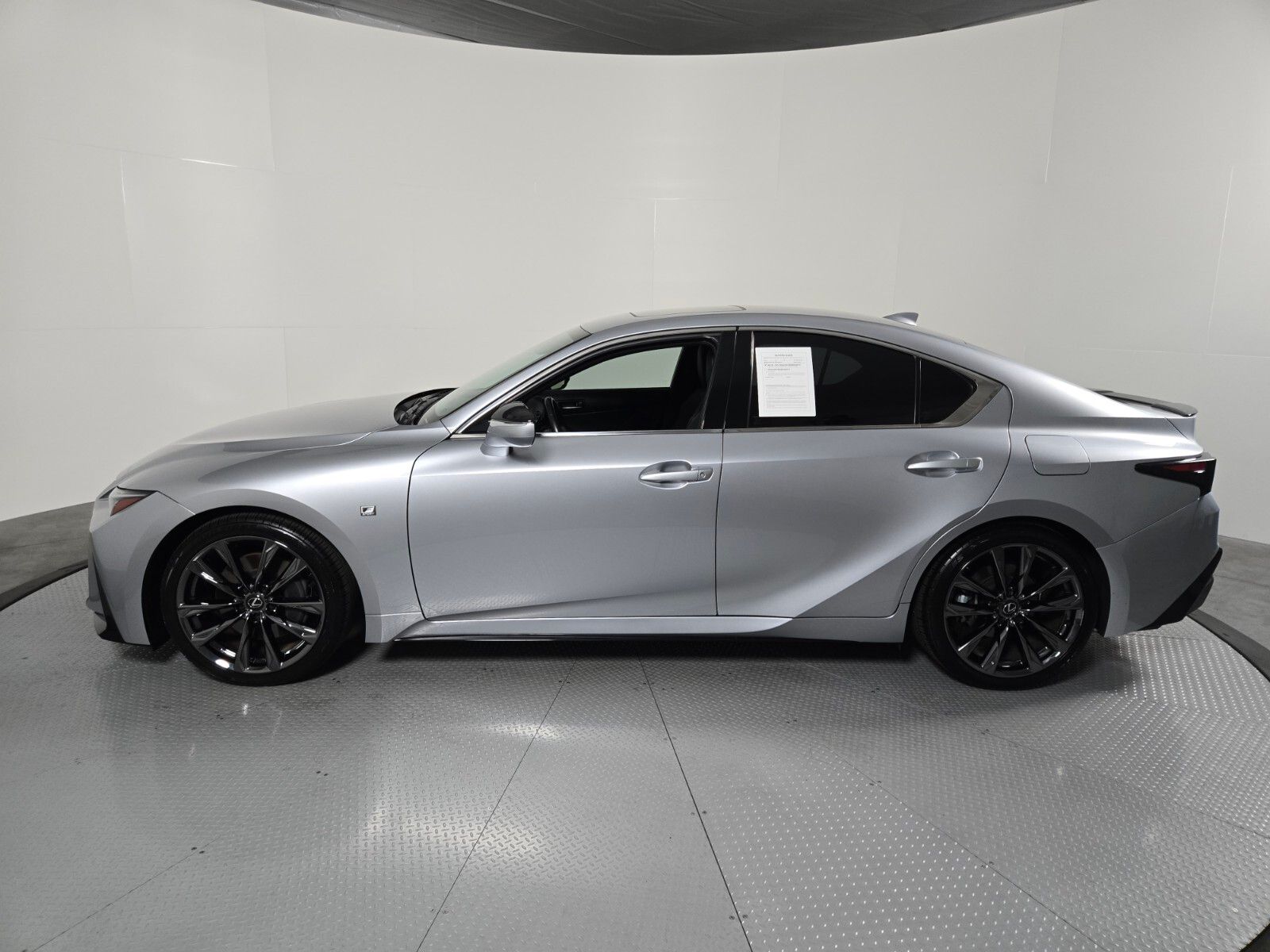 2023 Lexus IS 350 F SPORT - Photo 7