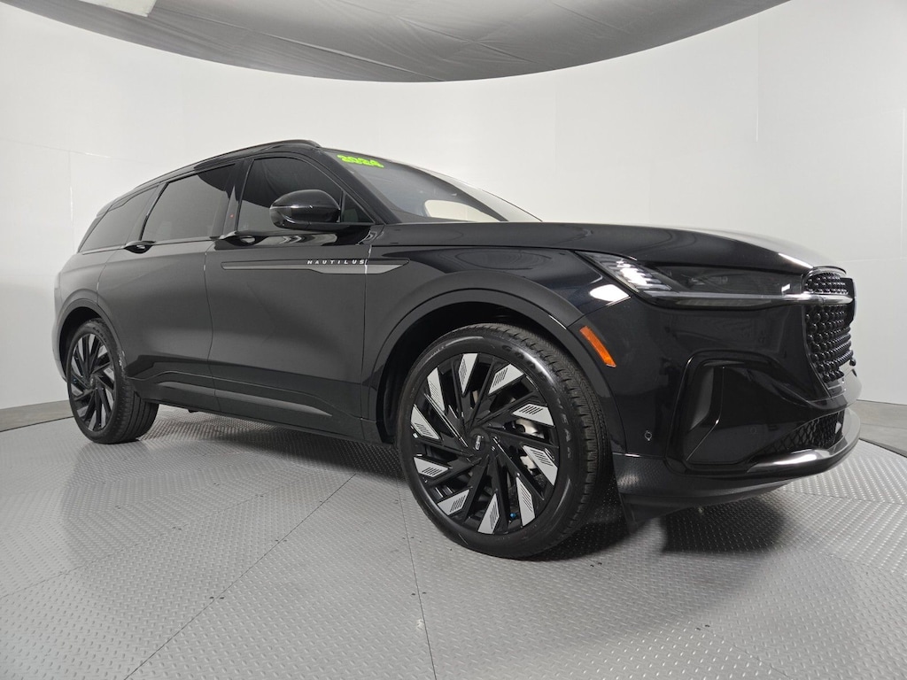 Certified 2024 Lincoln Nautilus Reserve SUV