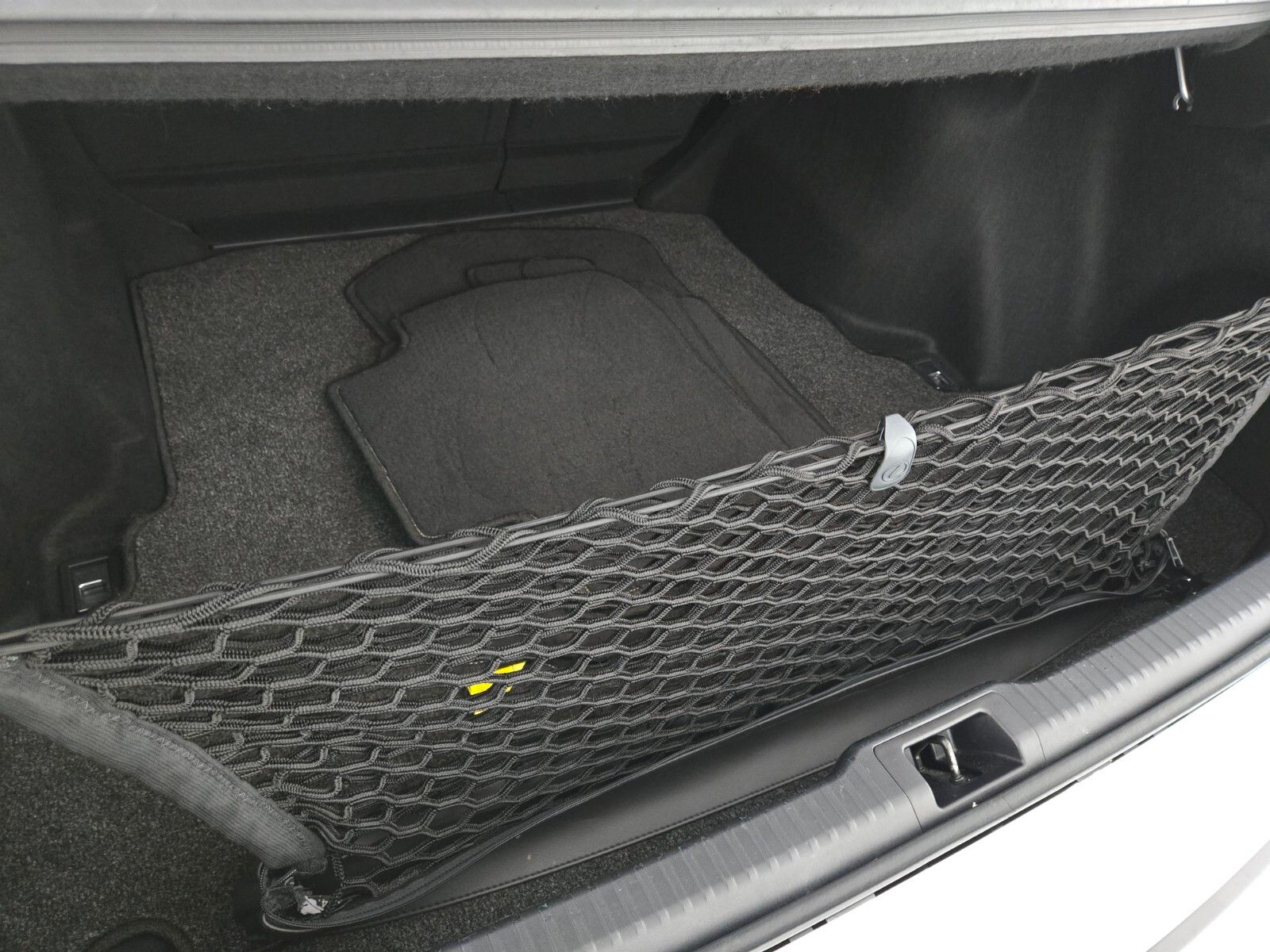 2023 Lexus IS 350 F SPORT - Photo 15