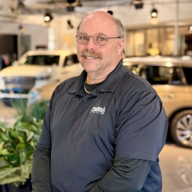 Staff member Alan Rothenberg from ID_5fd405