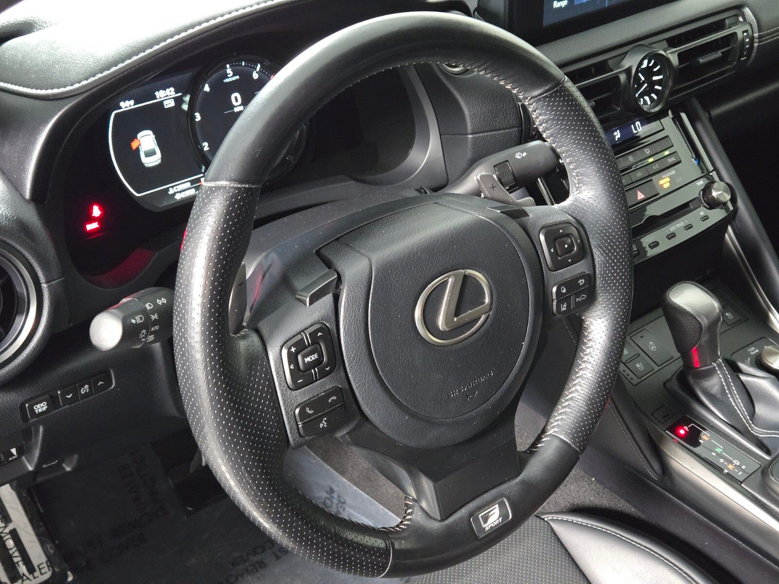 2023 Lexus IS 350 F SPORT - Photo 21