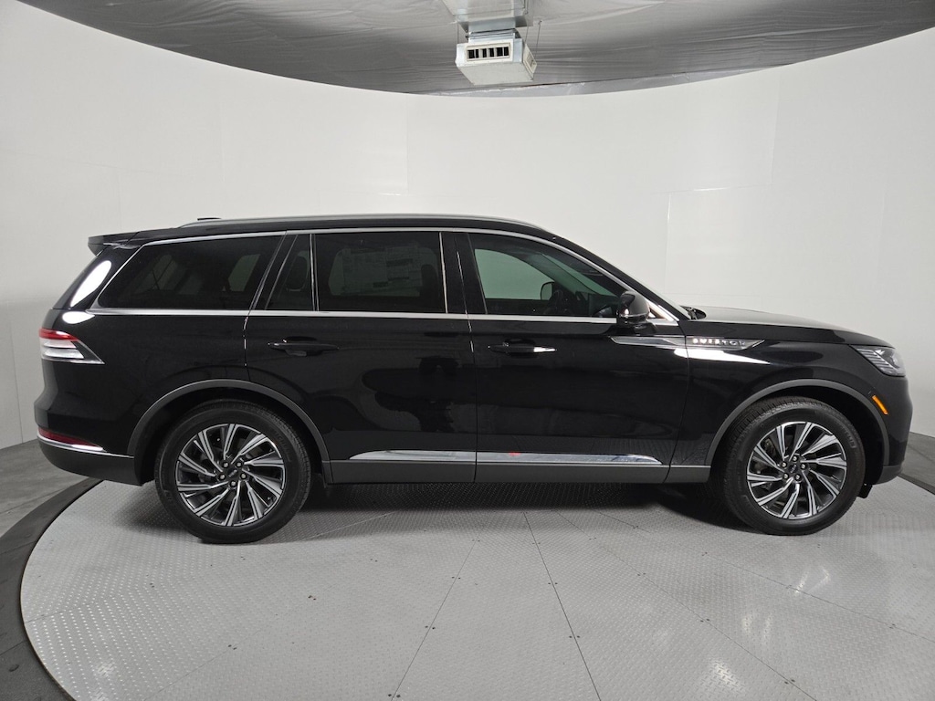 New 2026 Lincoln Aviator Premiere SUV
