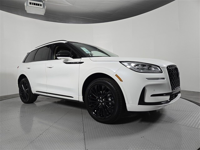 2026 Lincoln Corsair Reserve photo 2