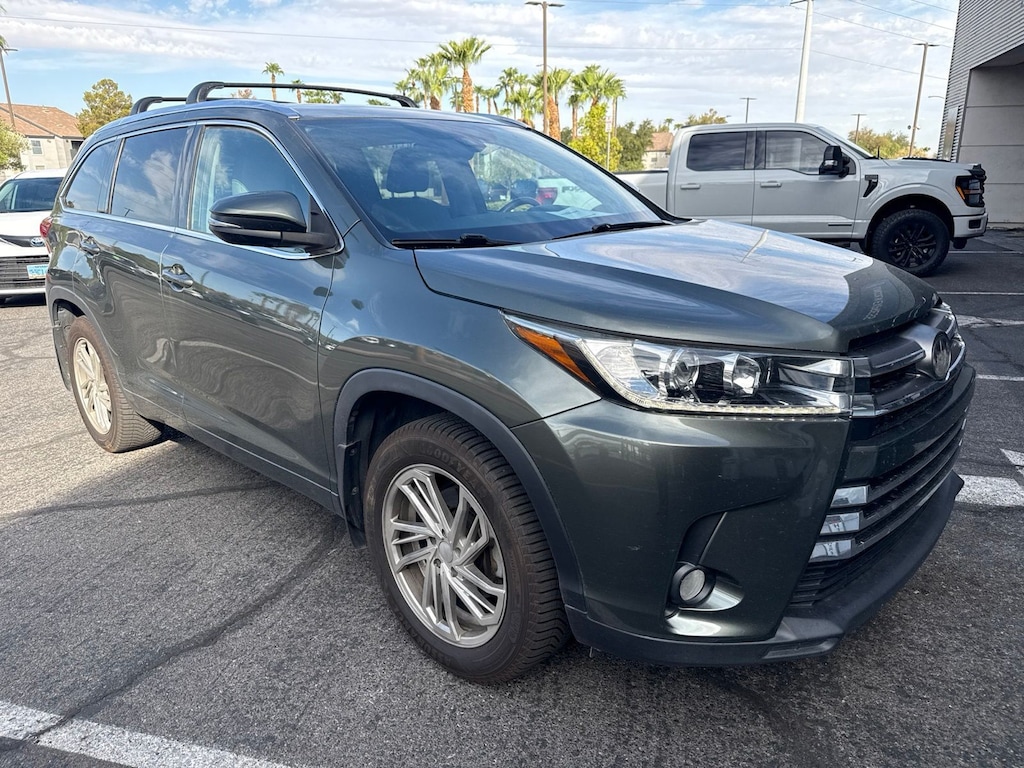 Used 2018 Toyota Highlander Limited SUV