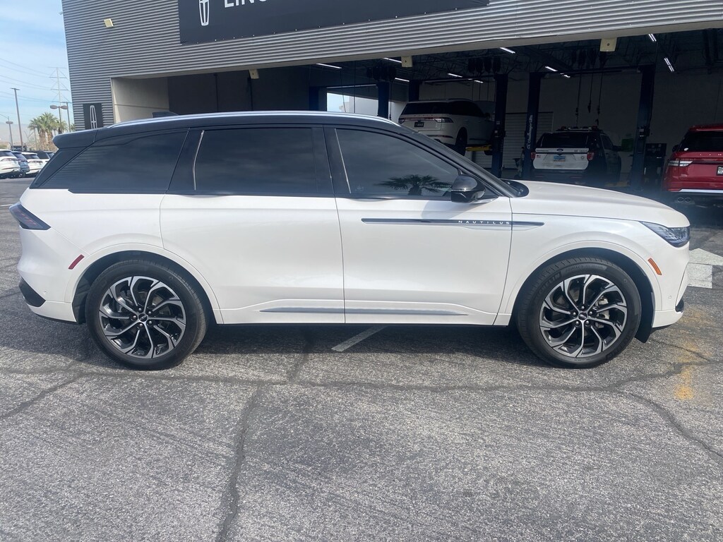 Certified 2024 Lincoln Nautilus Reserve SUV