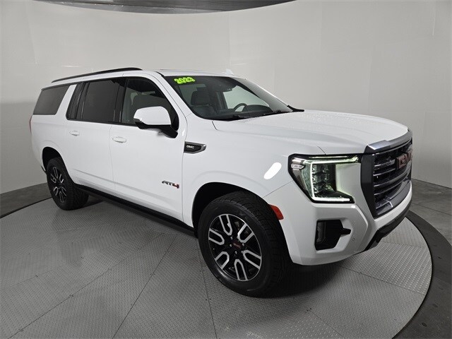 2023 Gmc Yukon XL AT4 photo 2