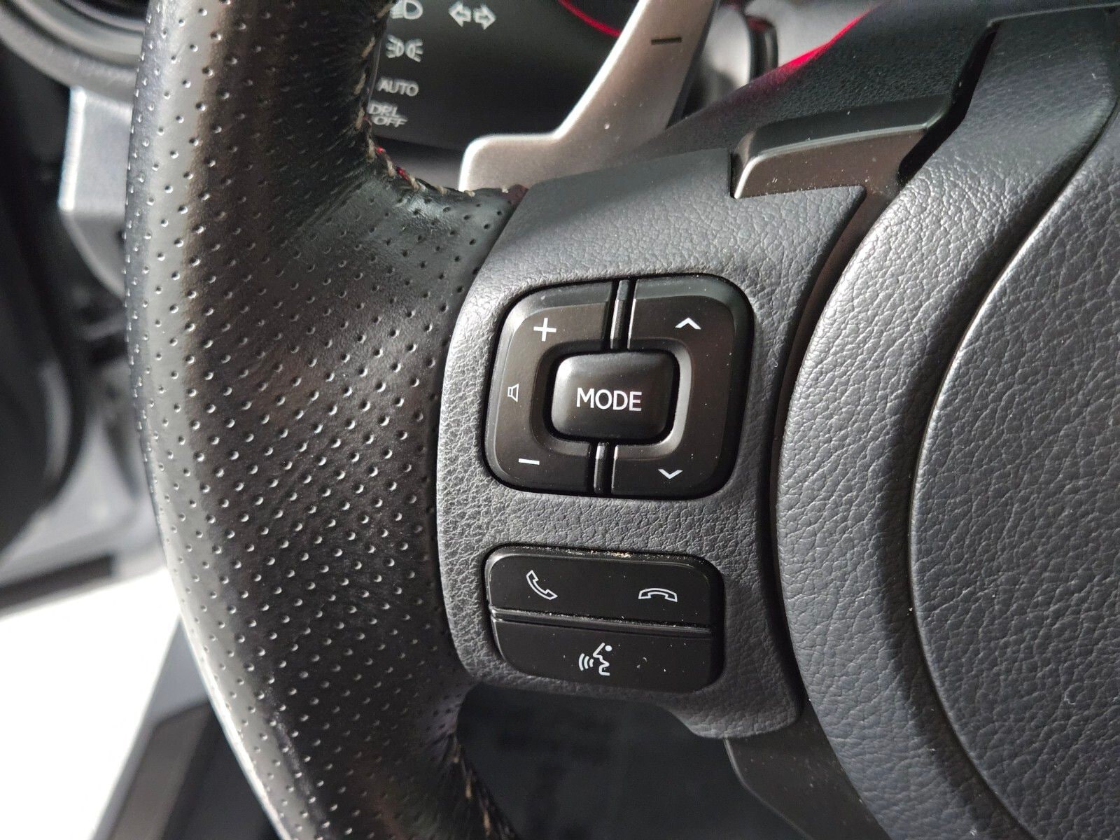 2023 Lexus IS 350 F SPORT - Photo 22
