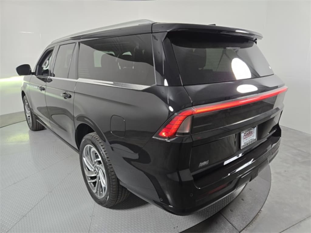 New 2025 Lincoln Navigator L Reserve SUV