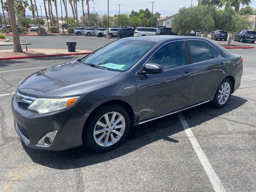 Used 2012 Toyota Camry Hybrid XLE Sedan