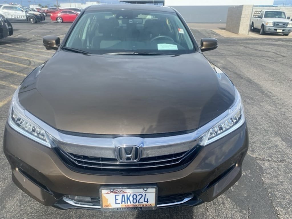 Used 2017 Honda Accord Hybrid Touring Sedan
