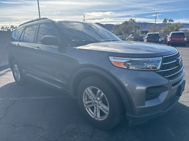 2021 Ford Explorer XLT photo 3