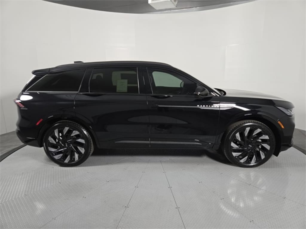 New 2026 Lincoln Nautilus Reserve SUV