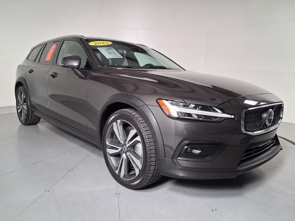 Used 2025 Volvo V60 Cross Country B5 Plus Wagon