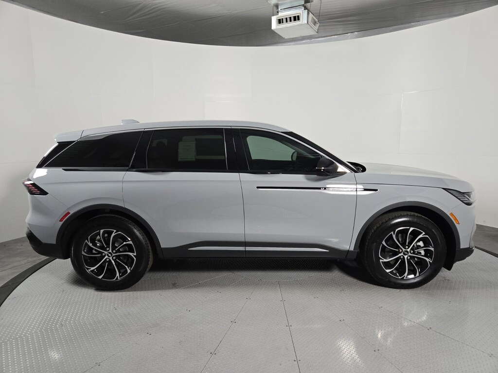 New 2026 Lincoln Nautilus Premiere SUV