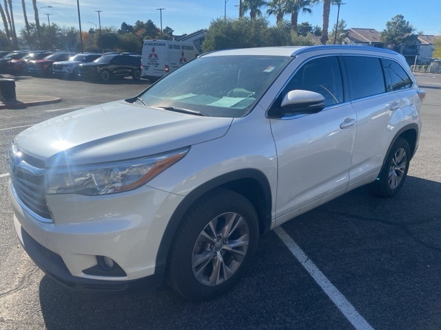 2015 Toyota Highlander XLE's photo