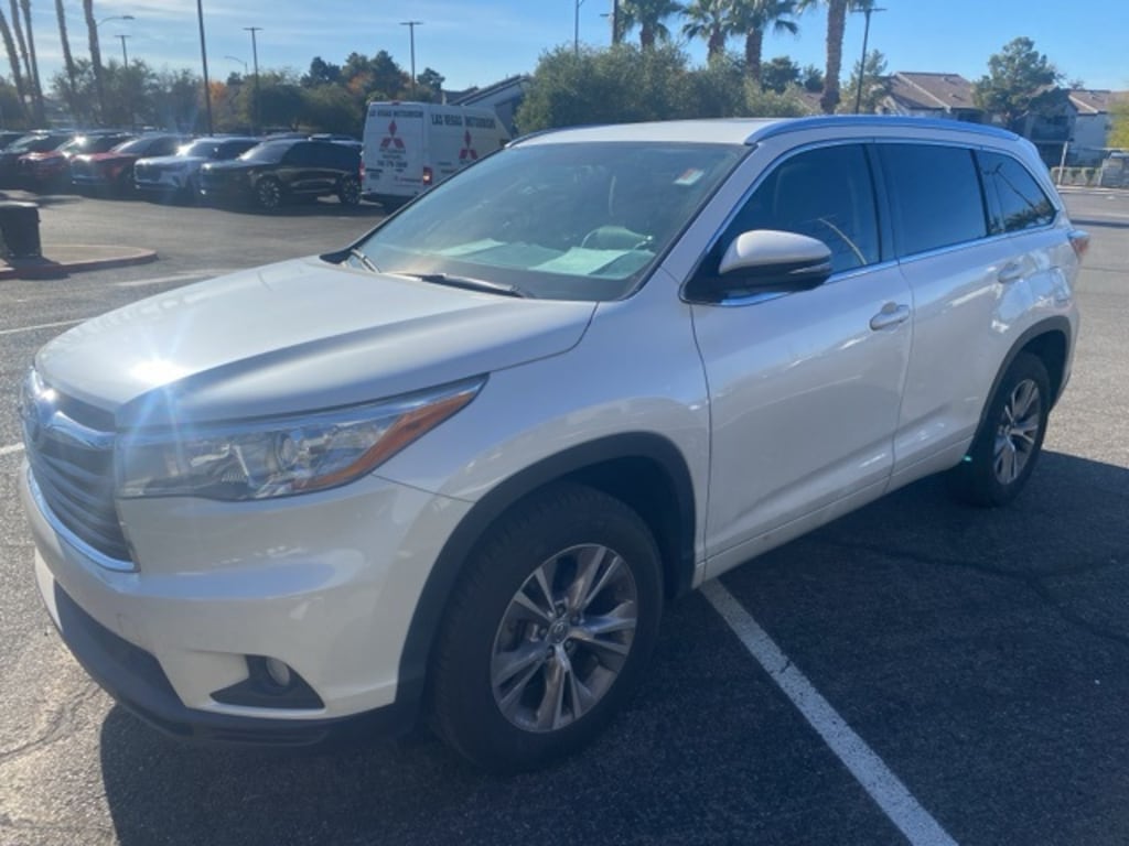 Used 2015 Toyota Highlander XLE V6 SUV